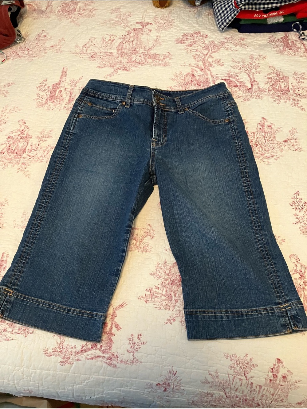Bandolinoblu Denim Skimmer Cropped Jeans